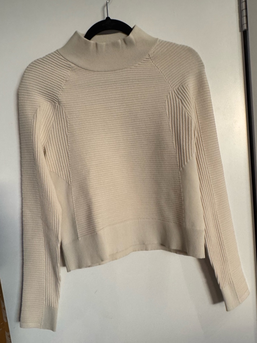 Lululemon Cream Sweater - Ribbed Mock Turtleneck - Sz M